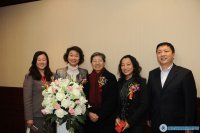 政治教研室教师与特级教师沙福敏合影（2012.12.7）